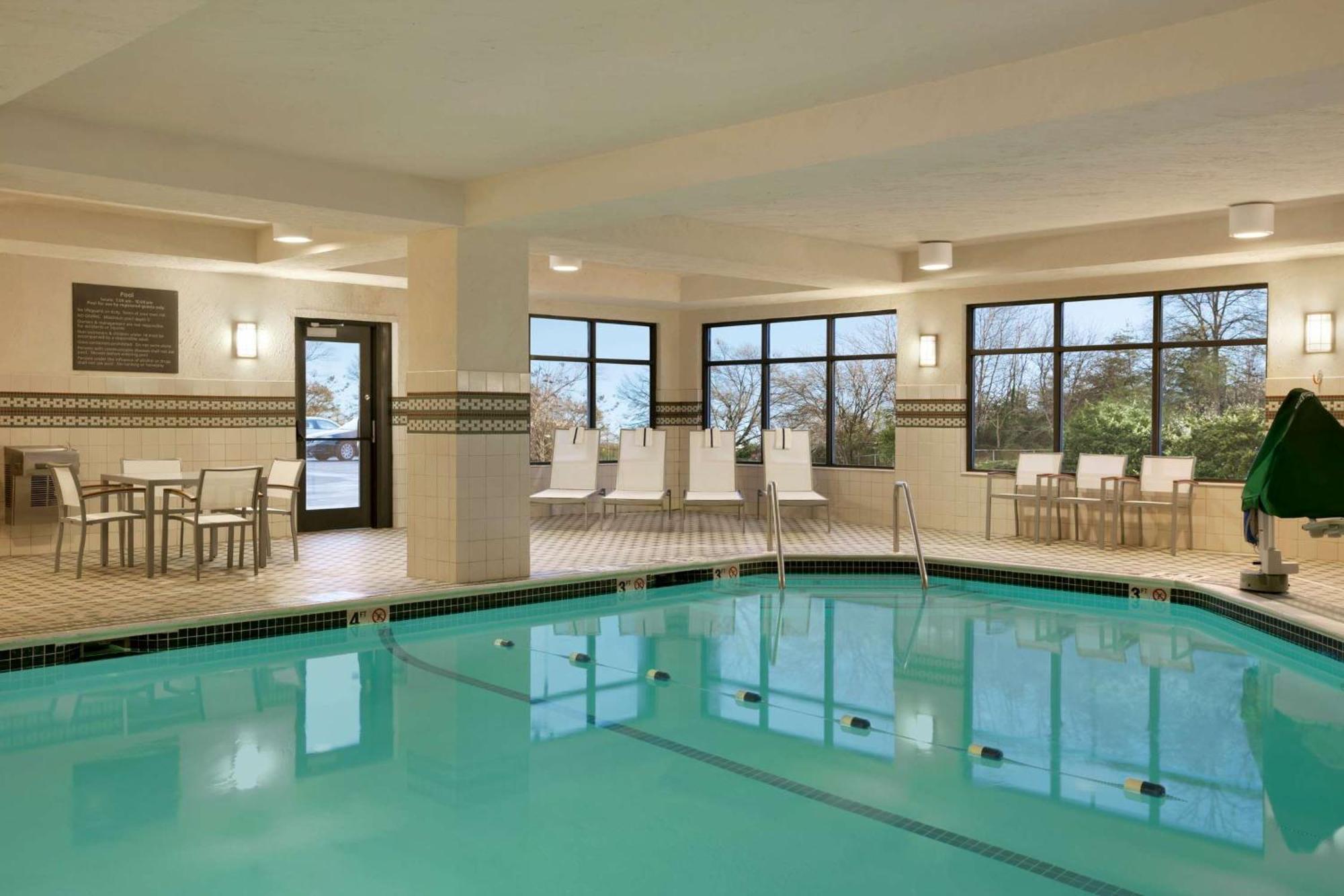 Hampton Inn Boston/Braintree Exterior foto