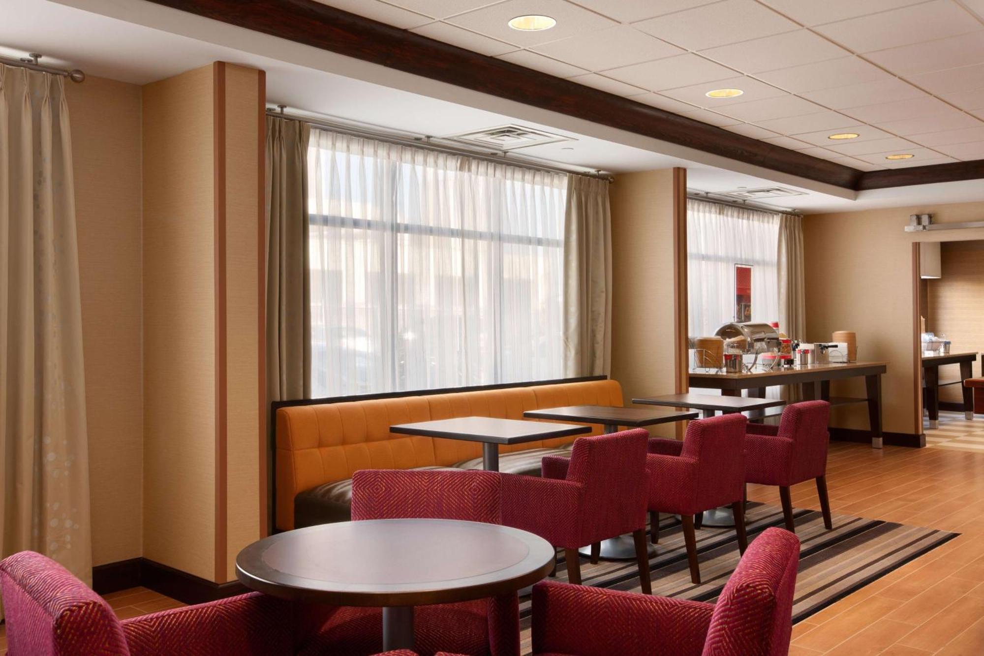 Hampton Inn Boston/Braintree Exterior foto